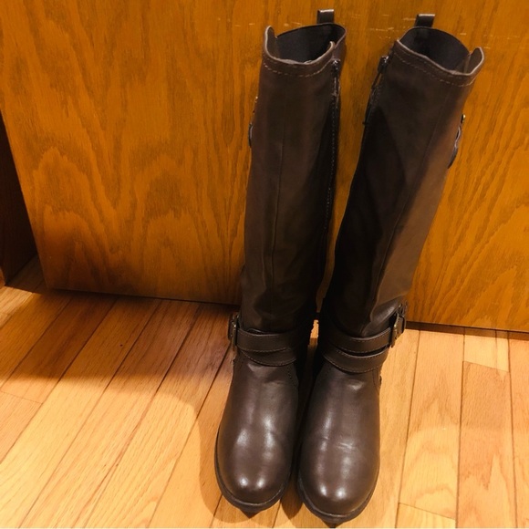 Call It Spring Size 7 Dark Chocolate Brown Knee High Full inside zipper Buckles - Picture 16 of 16